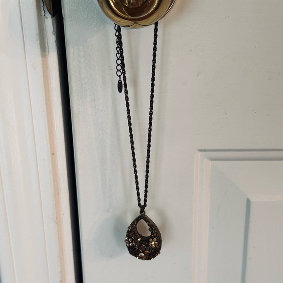 Vintage Bronze basket Necklace - Picture 3 of 4